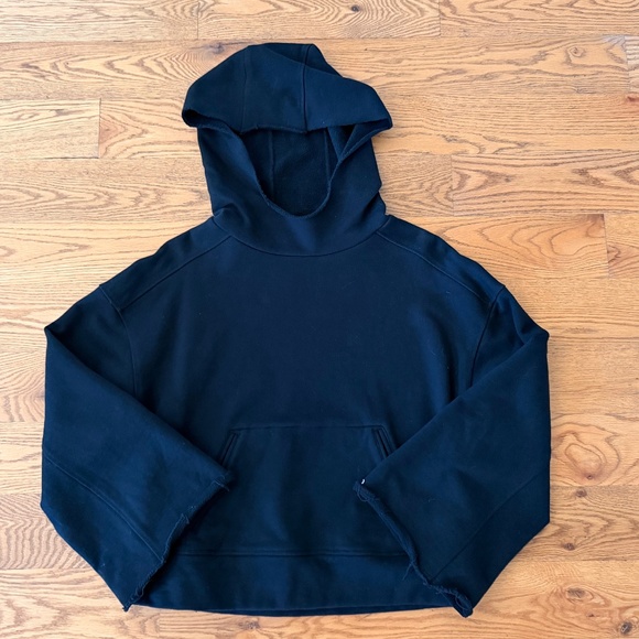 ALO Yoga Oversized Low Key Hoodie with Bell Sleeves in Black (Size XS) - Picture 5 of 11